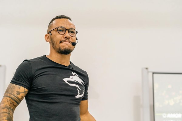 Dropshipping : avantages et inconvénients à connaître avant de vous lancer