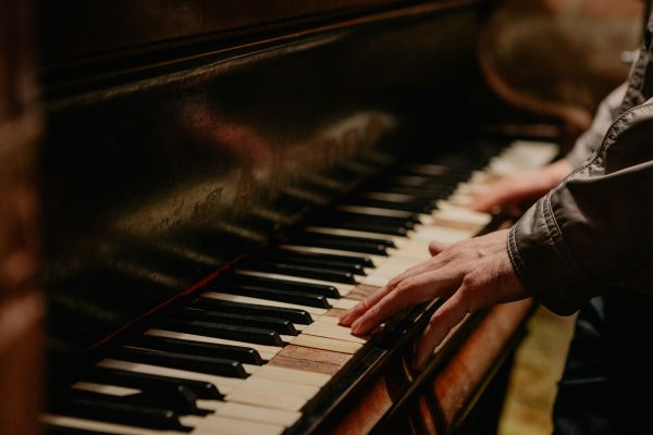 Top 5 écoles de piano à Toulouse pour votre apprentissage